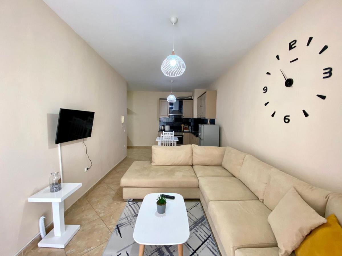 Chlo Apartment 2 Tirana Exterior foto