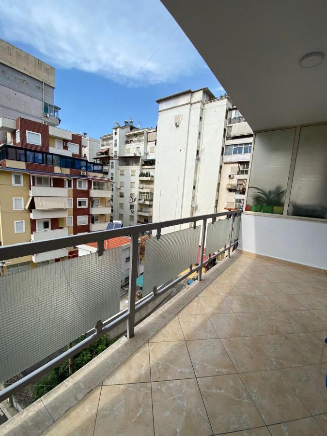 Chlo Apartment 2 Tirana Exterior foto